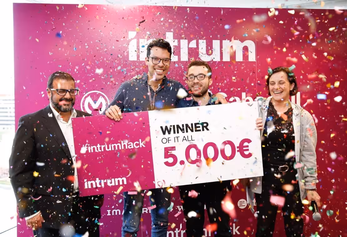 Nahtlos und einfach zeichnet sich der Gewinner von Intrumhack aus!